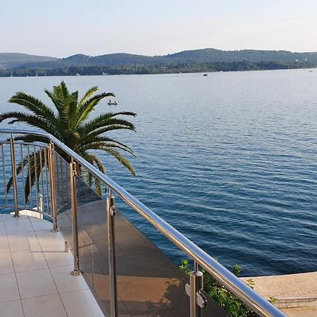 Penthouse By The Sea Apartment Tivat Bagian luar foto